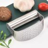 Manual Curved Garlic Press Kitchen Garlic Crusher