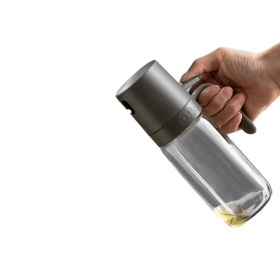 A food oil injector and 2-in-1 cooking spray bottle for olive oil, vinegar, and soy sauce, featuring a 17-ounce light-blocking glass spray bottle (PSJC0115A: PSJC0115C)